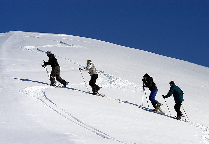 Ciaspole: esplorare Folgaria con le racchette da neve