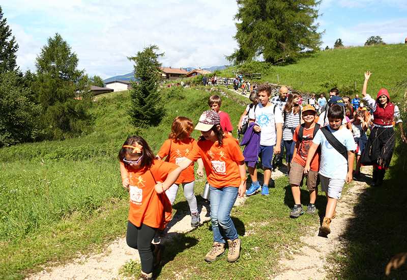 Hotel con miniclub in Trentino? Seggiovia!